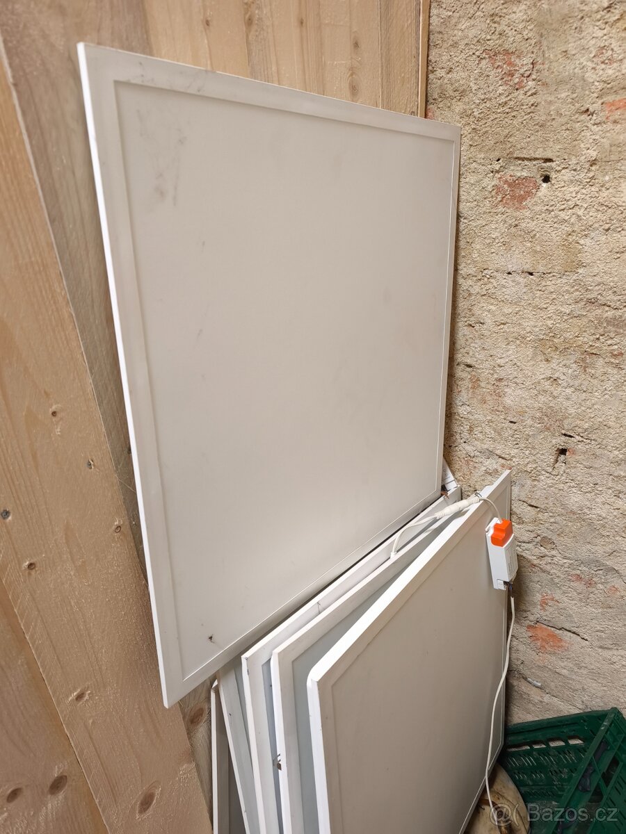 Led panely
