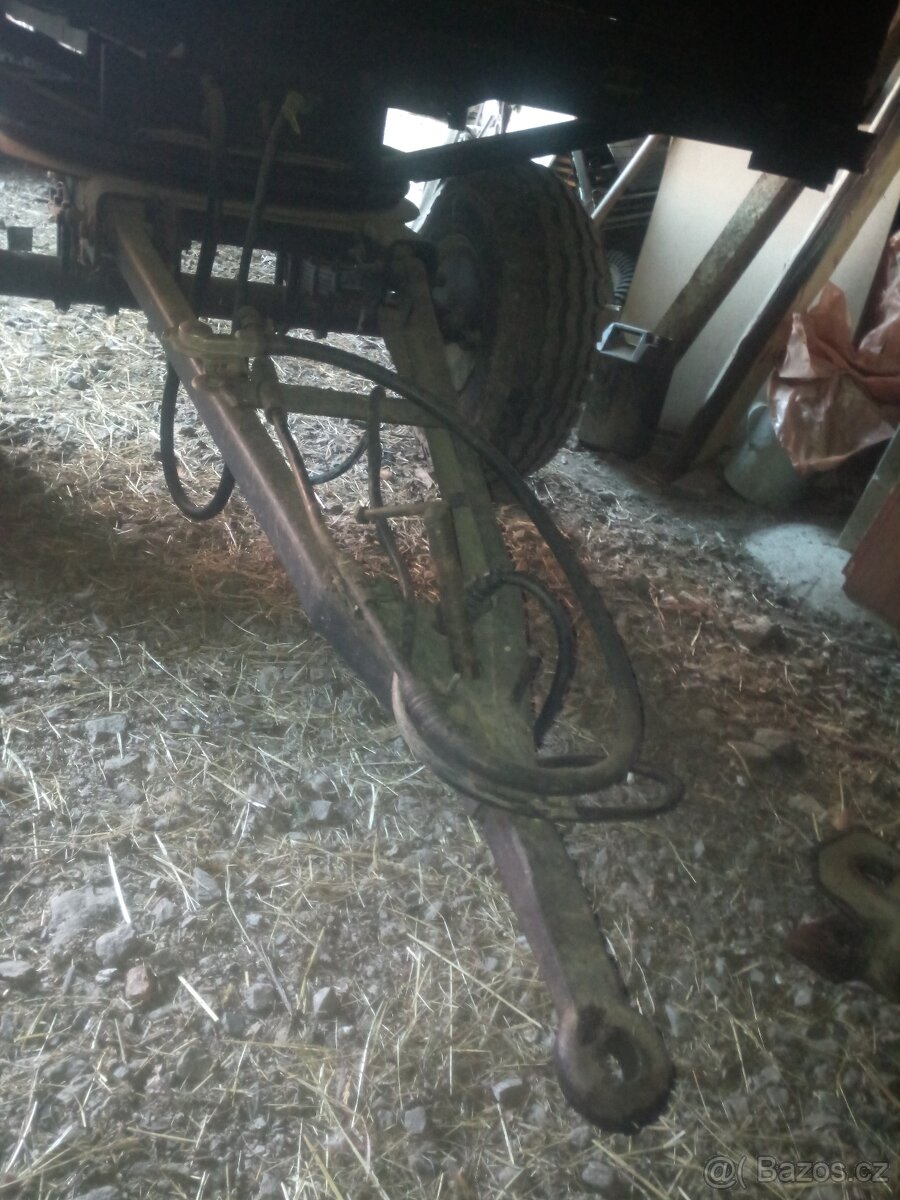 Prodám čtyřkolovou vlečku