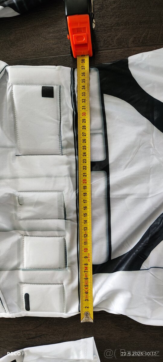 Novy  kostym stawars pro dite od cca 8 az 10 let