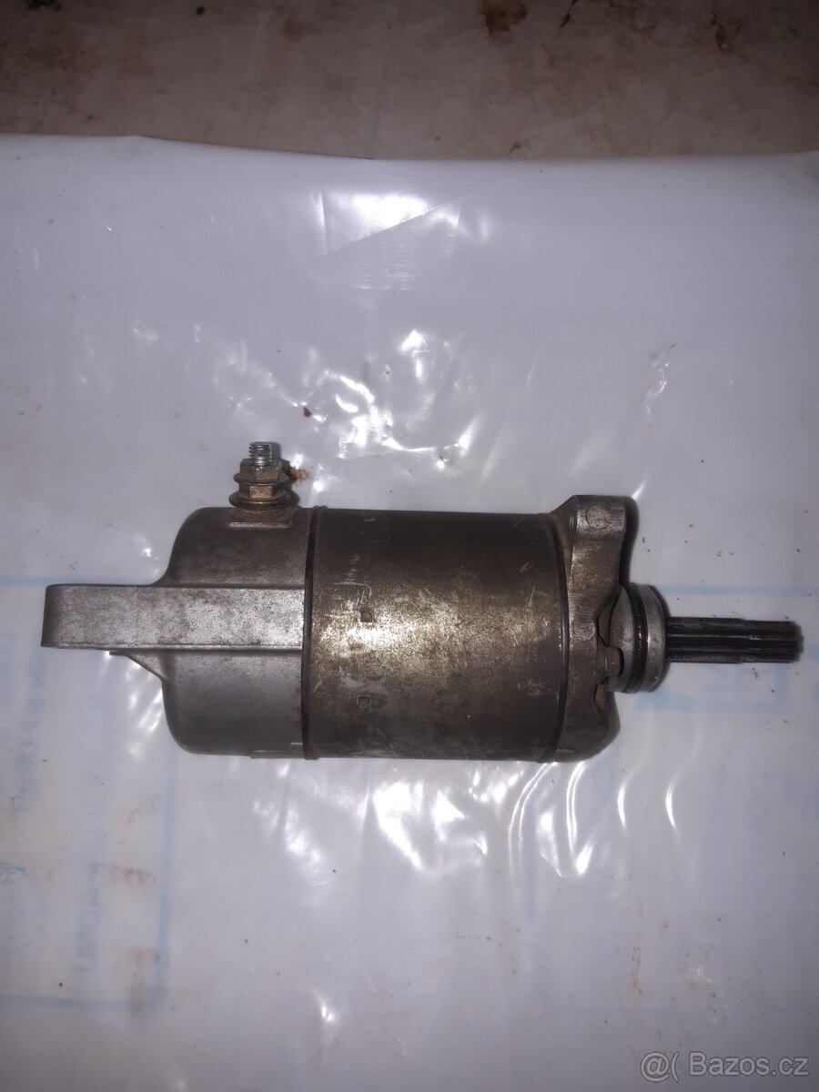 Startér Honda Dominator