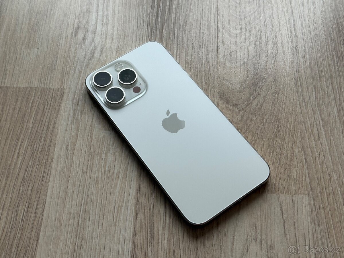 Apple iPhone 15 Pro Max 256Gb Bílý Titan - TOP