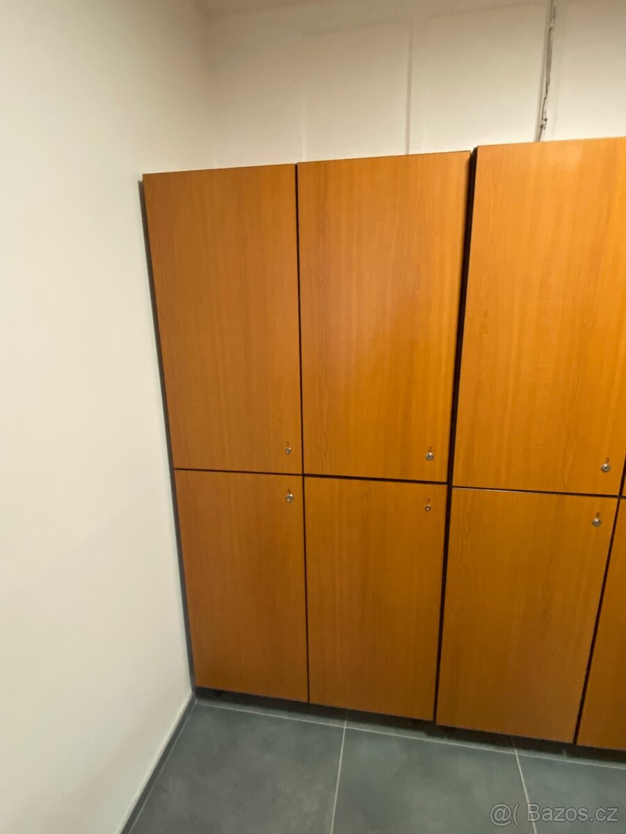 Šatní skříně