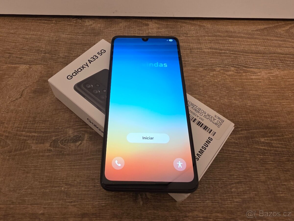 Samsung Galaxy A33 5G – Elegantní Awesome Black (128GB)
