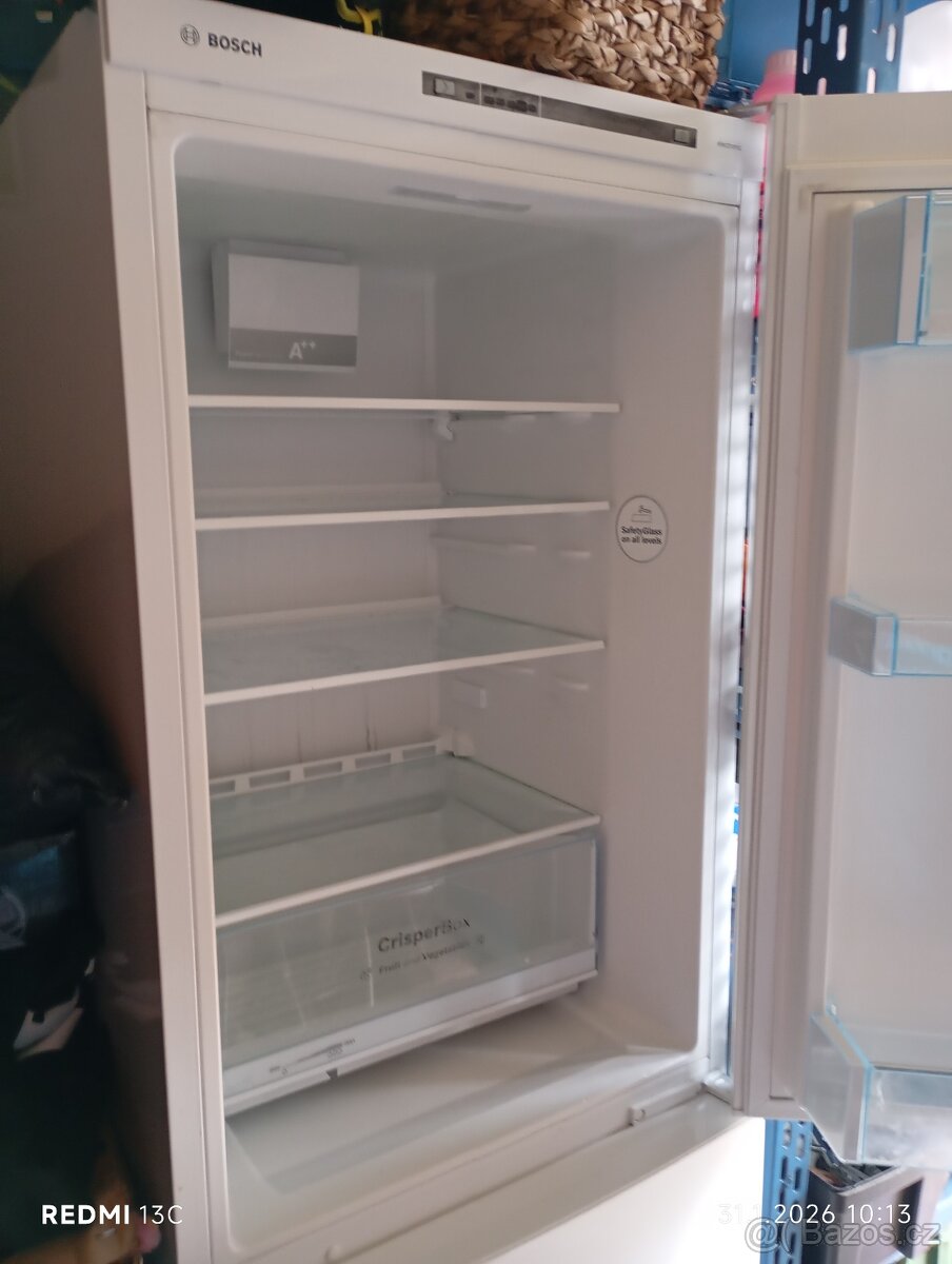 Prodám lednicí Bosch funkční