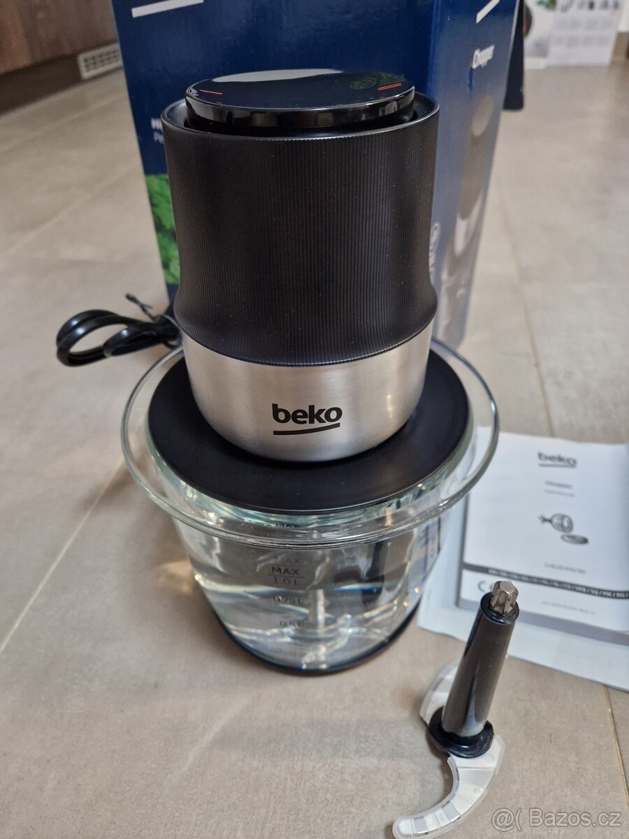 sekáček Beko CHG 81442BX