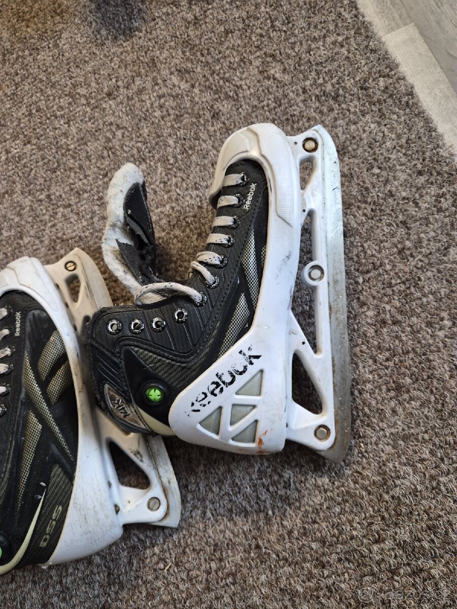 Reebok brankářské brusle
