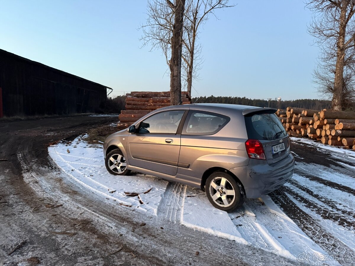 Chevrolet Aveo 1.4 hatchback, 3dv