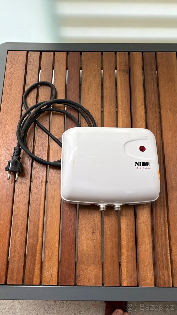 Ohrivac vody 3,5KW NIBE