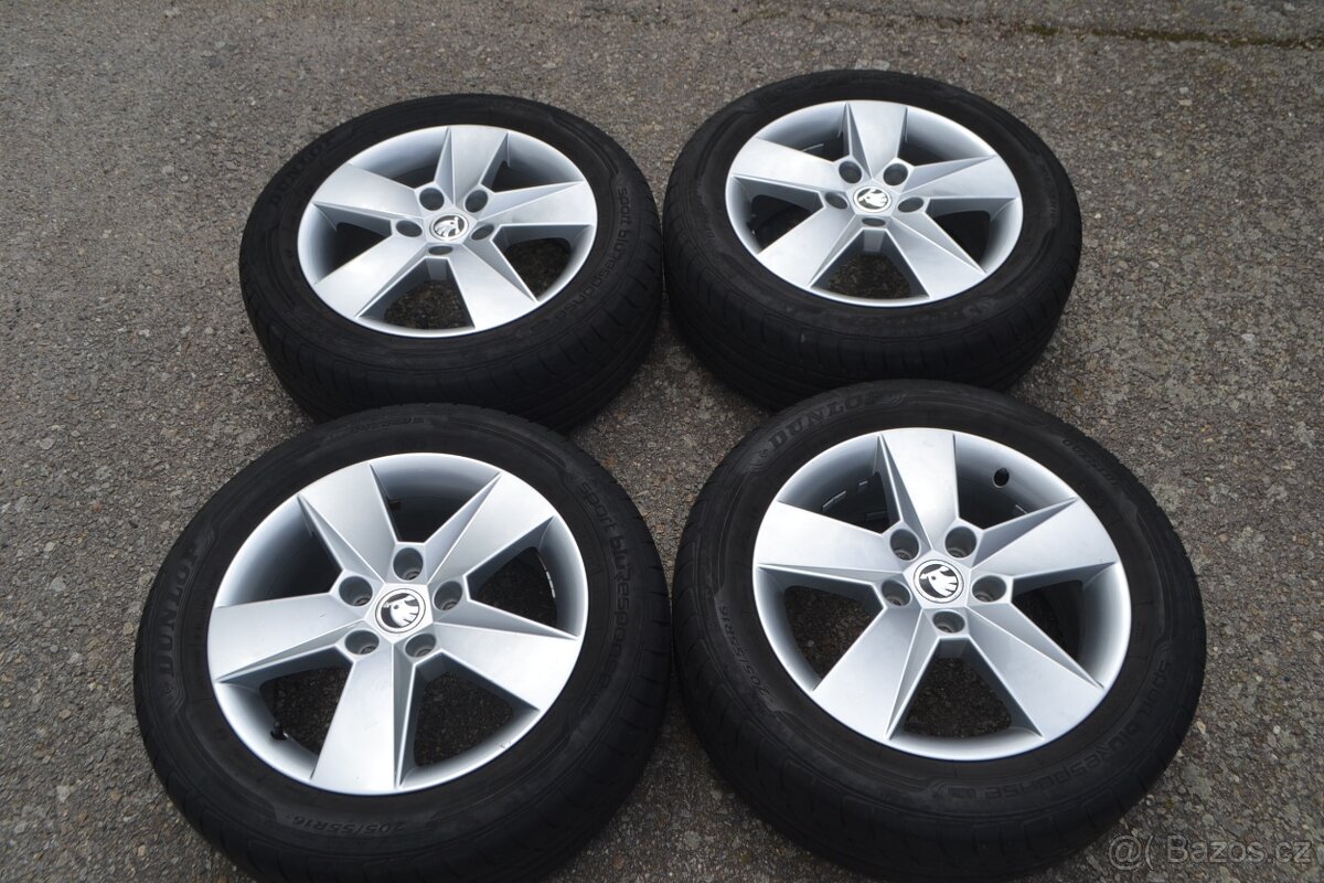 Š.Octavia III+IV- Zánovní 16 orig. Alu disky+ 205/55R16 letn