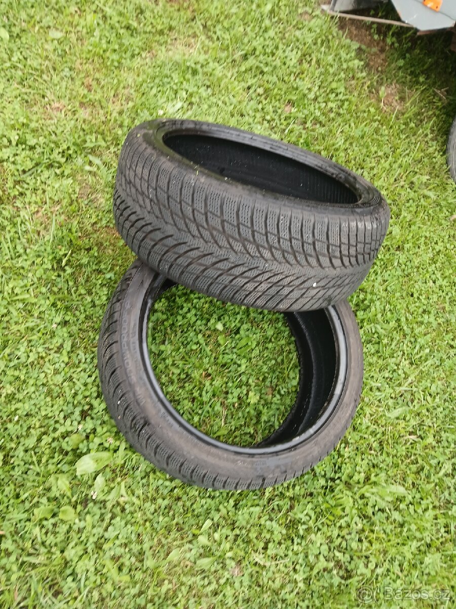 Nokian 225/40 r19