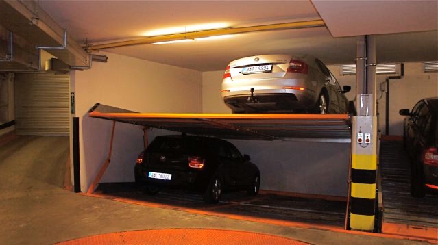 Pronájem garáže Kozácká 2 Praha 10• 15 m²