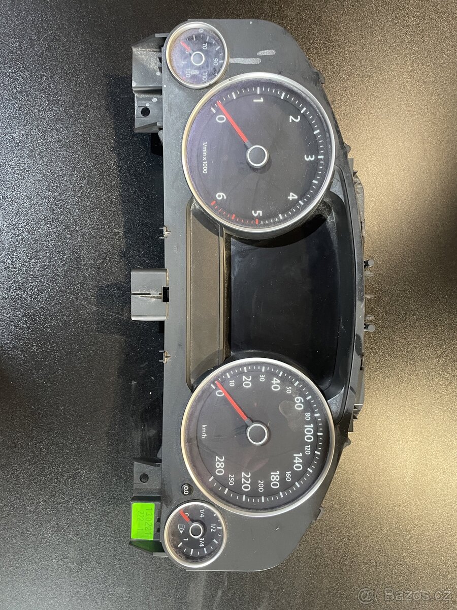 VW Touareg budiky 7P6 920 881 G