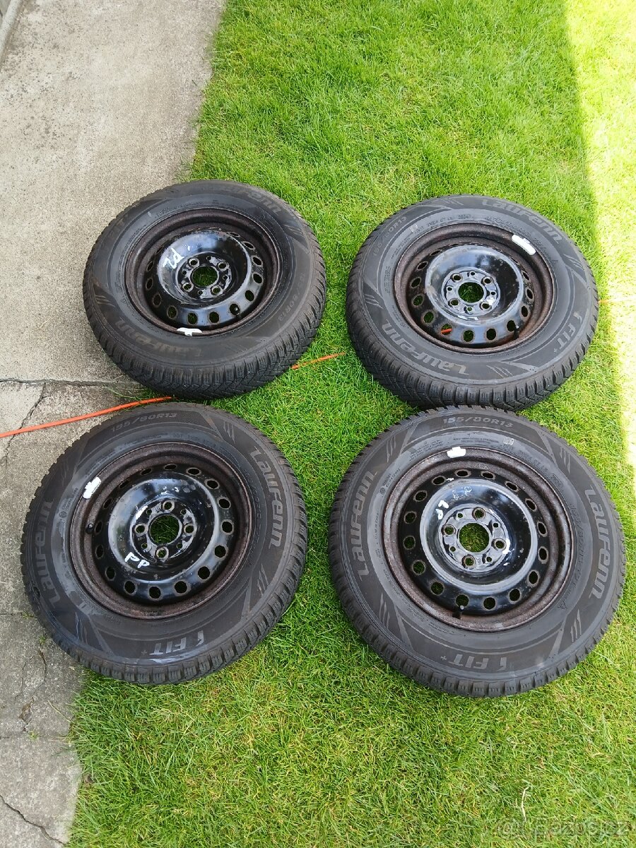 Zimní pneumatiky na discích 155/80 r13
