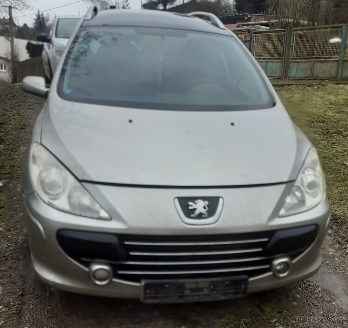 Peugeot P307 SW 2.0i - Náhradní díly