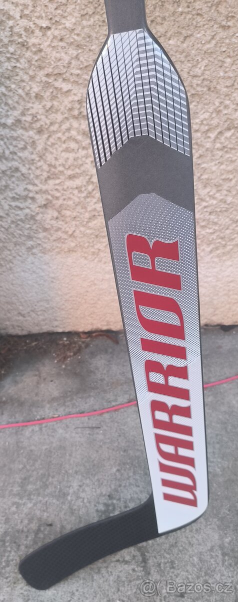 Hokejka Warrior M1 Pro +, 26“, obrácený gard