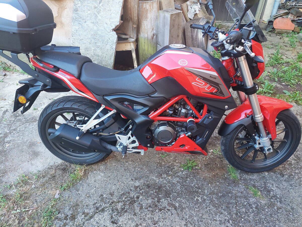 Benelli BN 251