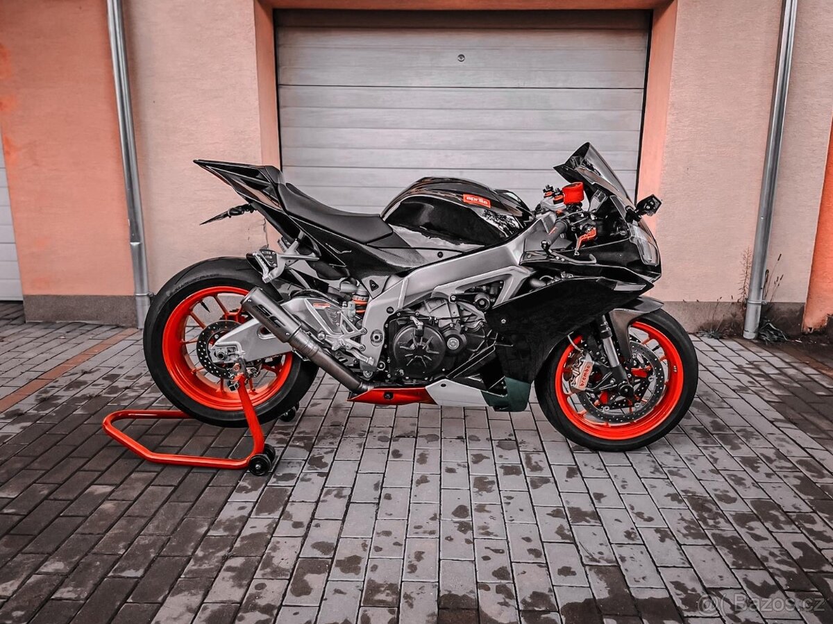 APRILIA RSV4 1000 R