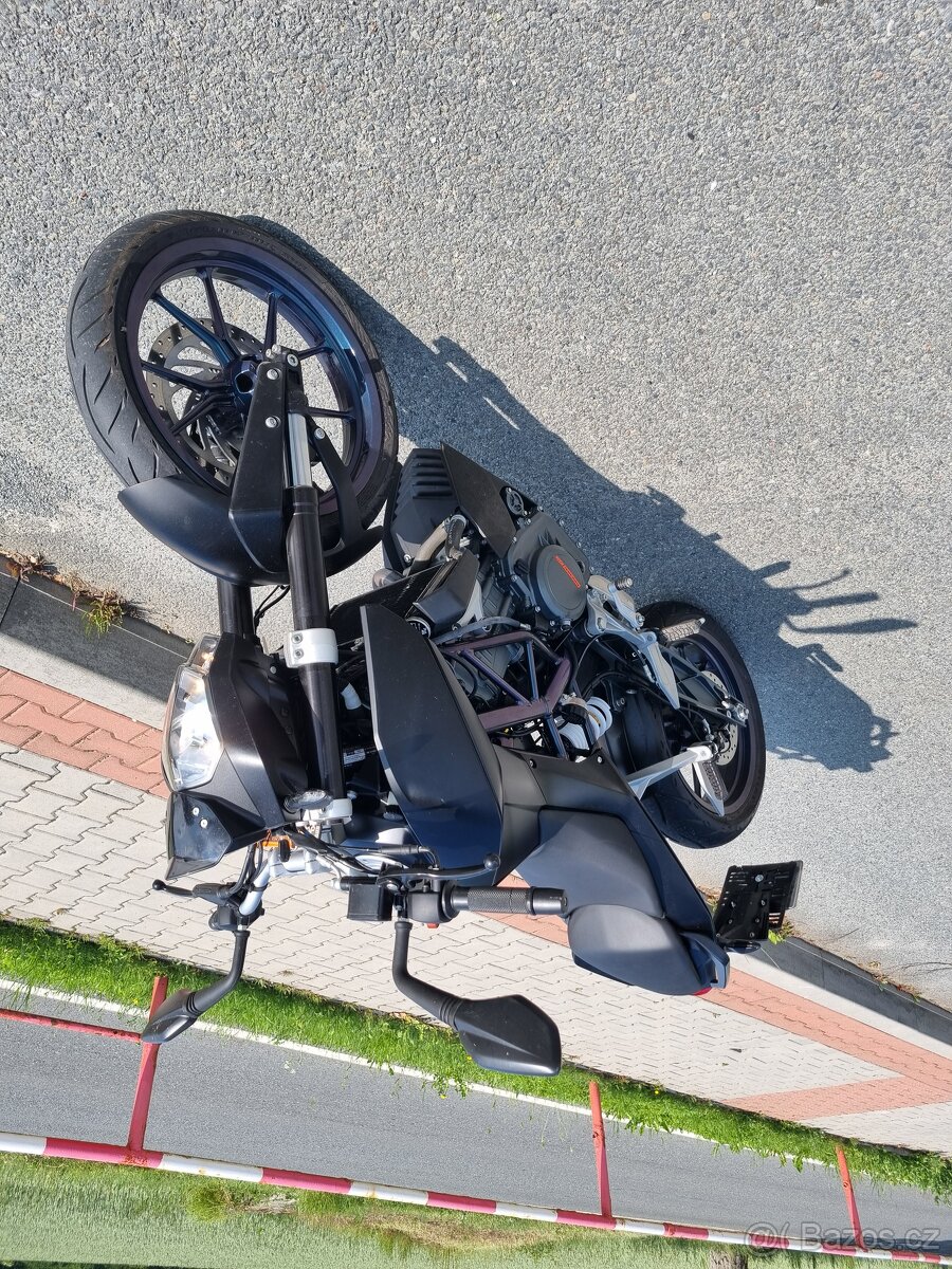 KTM 390 DUKE
