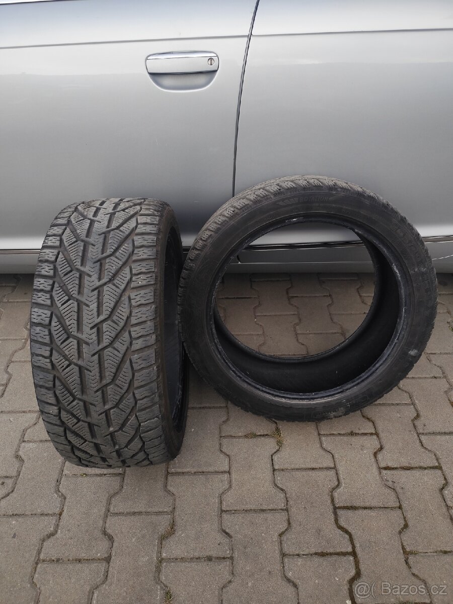 Zimní pneu 245/40/18
