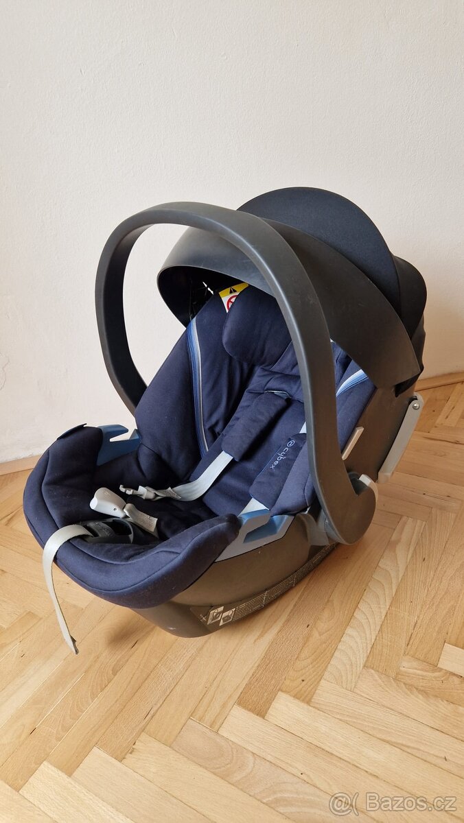 Dětská přenosná autosedačka vajíčko CYBEX se základnou