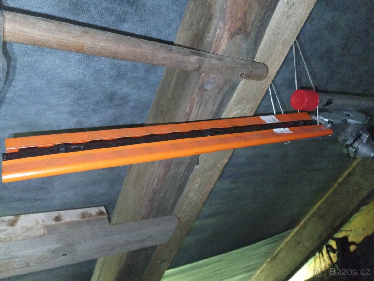 Prodám plotostřih ke křovinořezu