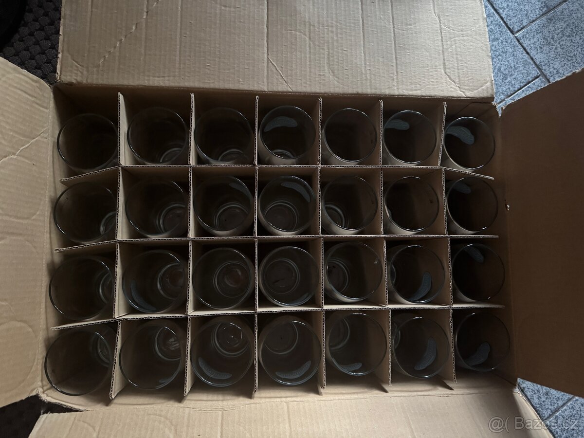 Pivní půllitry Starobrno