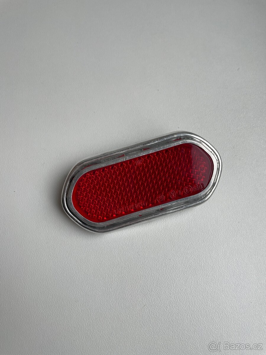 Odrazka Jawa Pionýr oválná