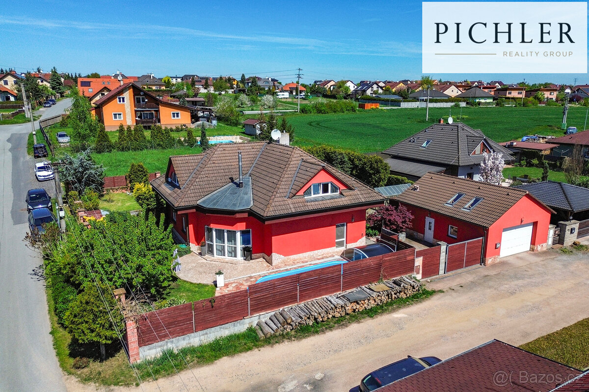 Prodej rodinného domu s bazénem, 4+kk, Vejprnice - ul. Nová