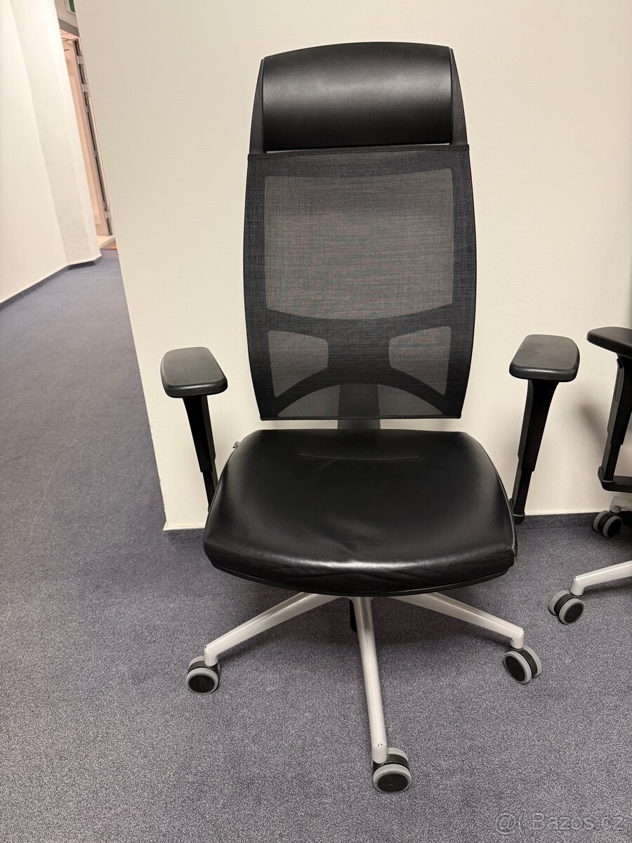 Kancelářská židle