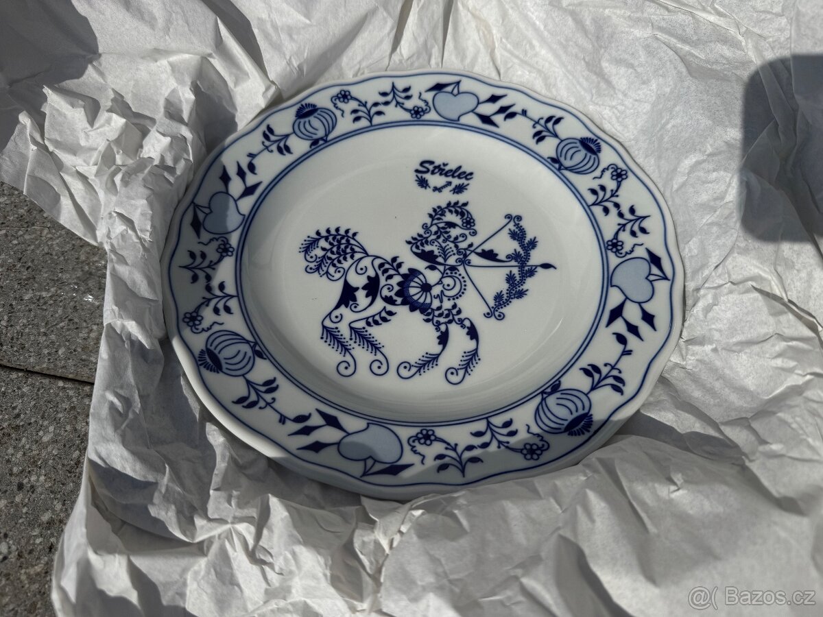Talíř mělký 24 cm, Střelec, (i na zeď), Cibulák, originální
