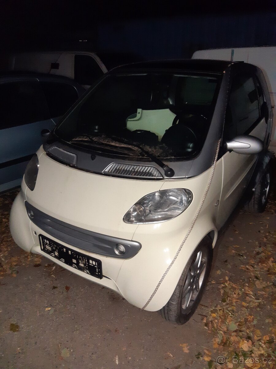 Smart r.v. 2001, 0,6i, 40kW na ND