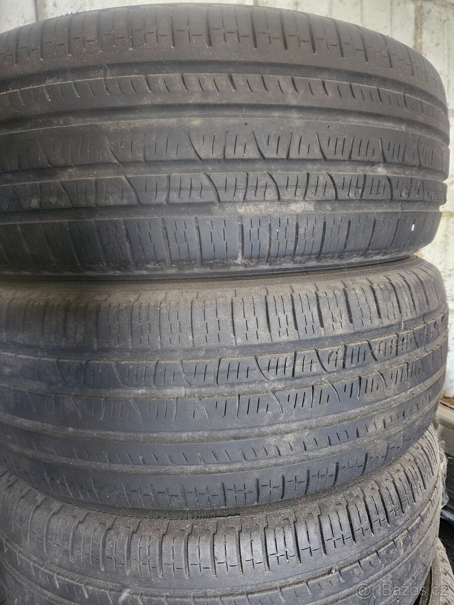 4x celoroční pneu 215/65/16 Pirelli Scorpion Verde