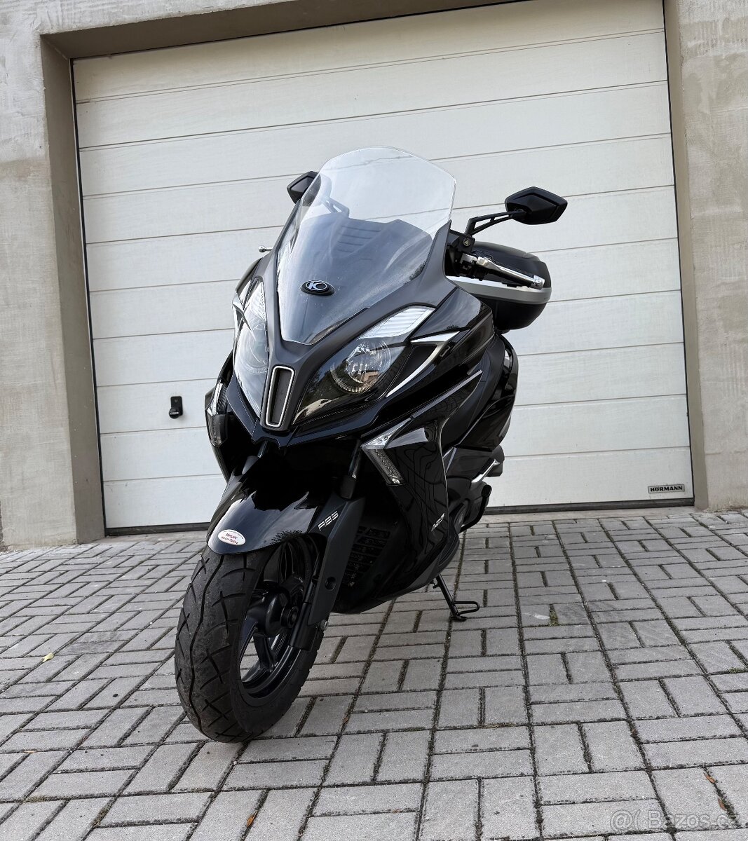 Kymco New Downtownt 125i, 2016, ABS, Cz doklady jen 7 000 km