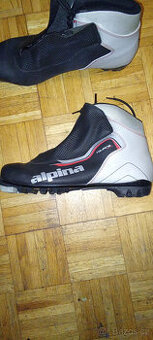 běžkařské boty alpina vel. 45 NNN, stélka 28,5 cm.