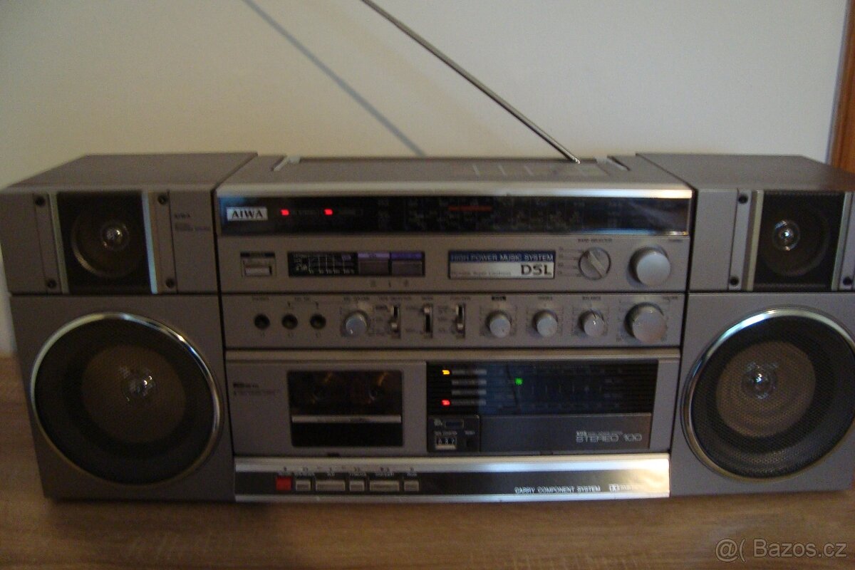 Radiomagnetofon Aiwa CA-100-Koupím