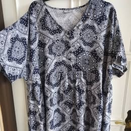 Dámské šaty vel.56