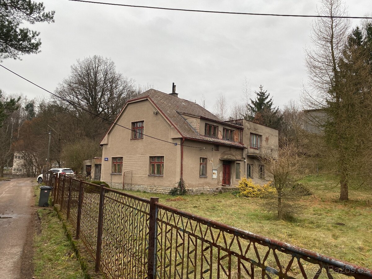 Prodej rodinného domu Náchod - Bražec - pozemek 1406m2