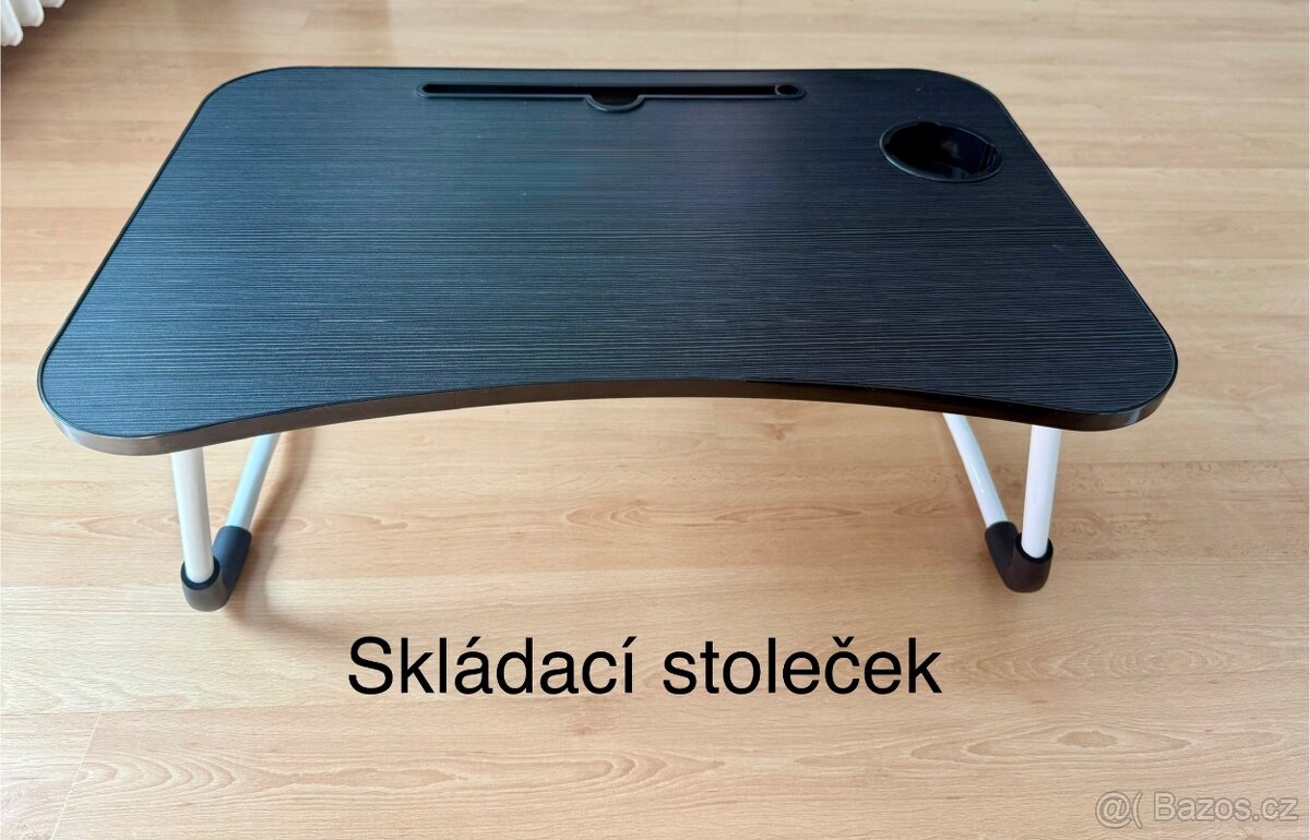 Nový skládací stoleček