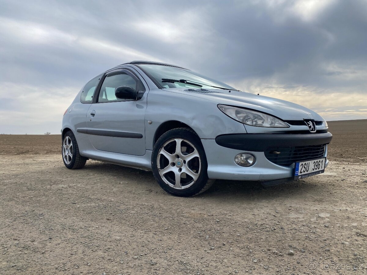 Peugeot 206 S16 2.0 2000 LPG