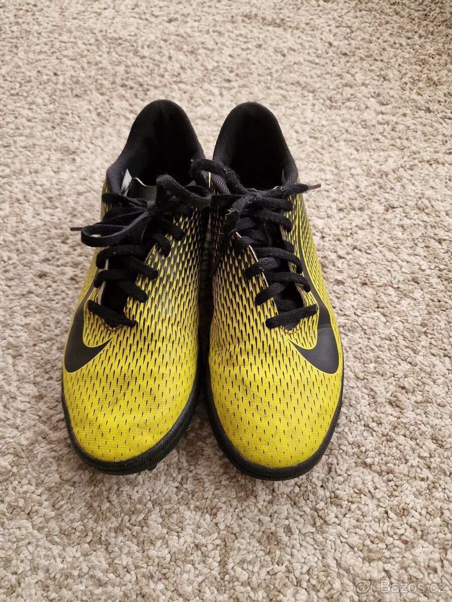Dětské fotbalové turfy Nike