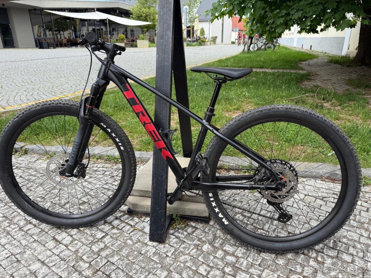 Trek xcaliber 9, velikost S