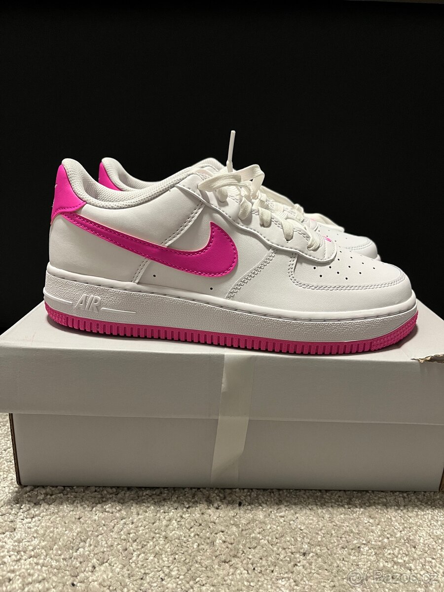 Nike Air Force