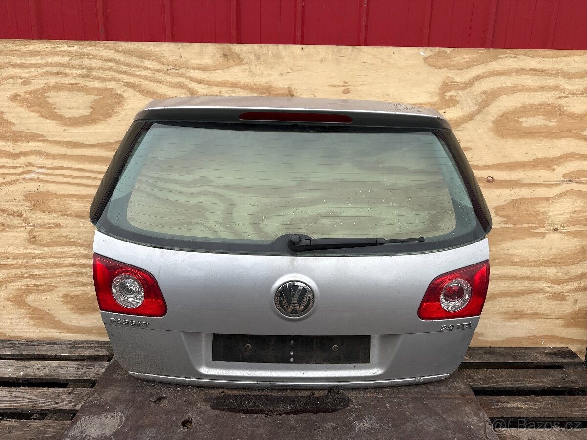 Páté dveře VW Passat B6 2008