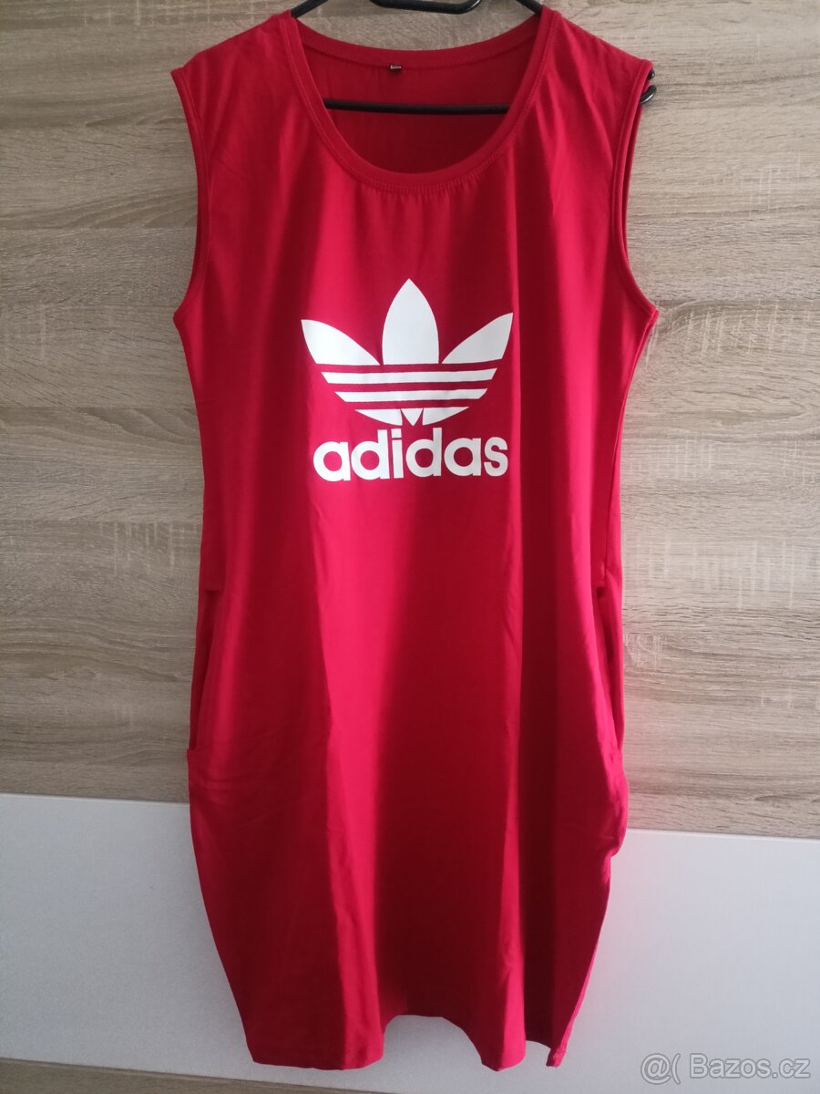Šaty Adidas