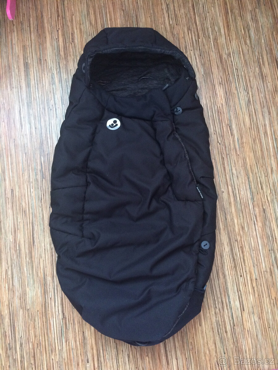 Maxi-cosi Univerzální fusak do kočárku - Essential Black