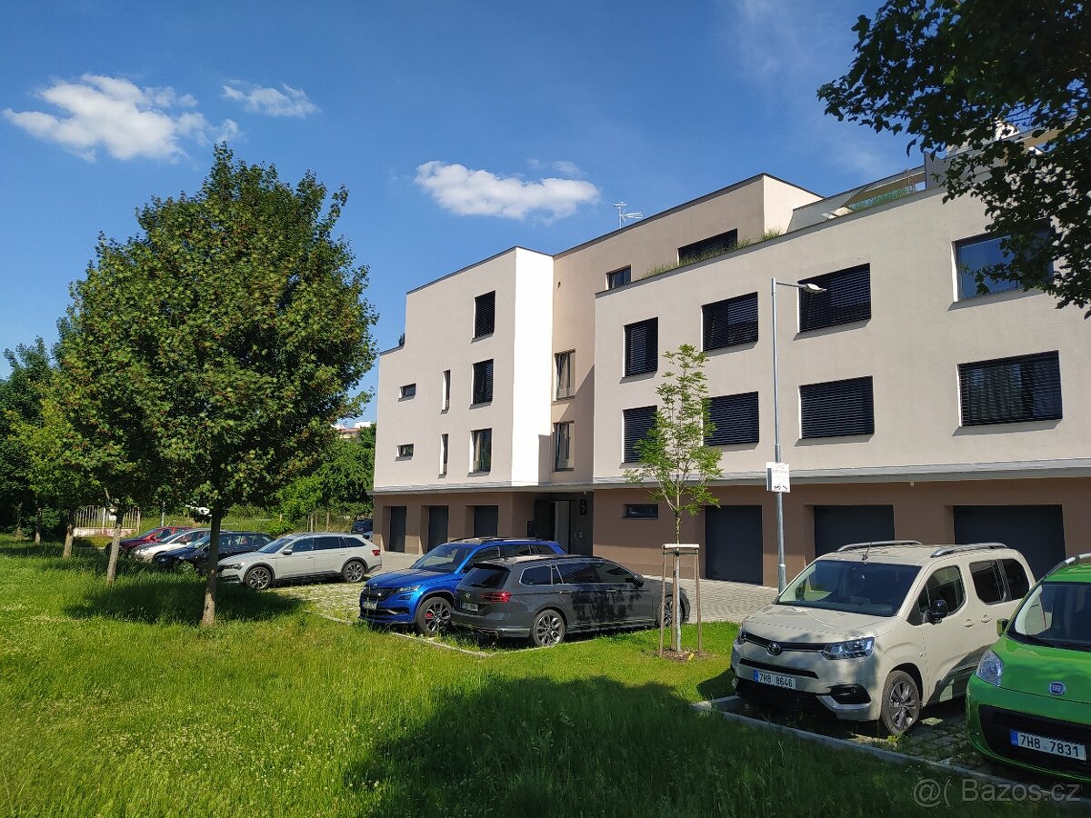 Pronájem Byt 2+kk Farářství - platí do smazání