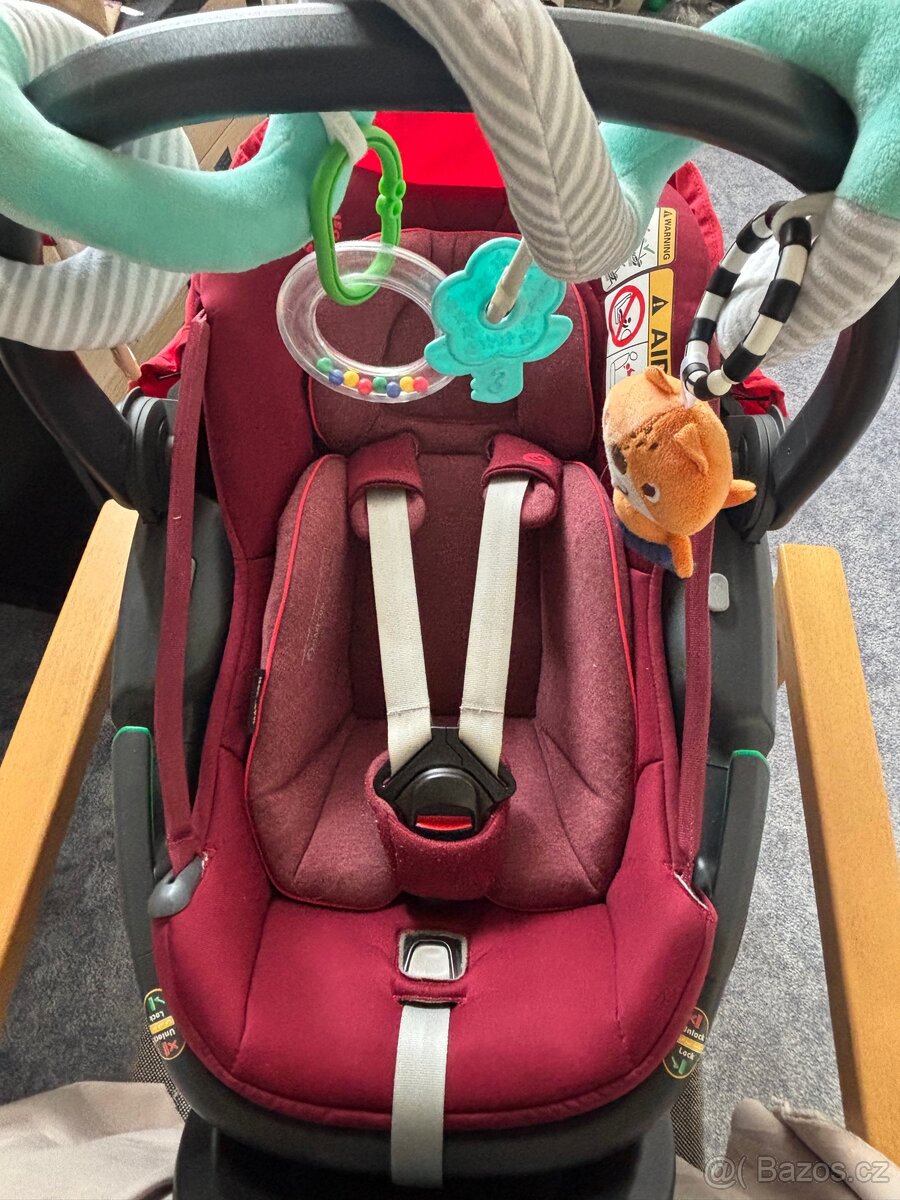 Autosedačka Maxi Cosi Coral 360 + základna (není otočná)