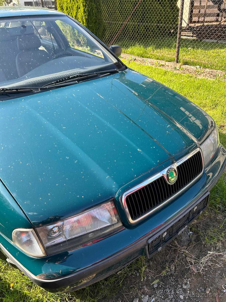 Kapota Octavia 1
