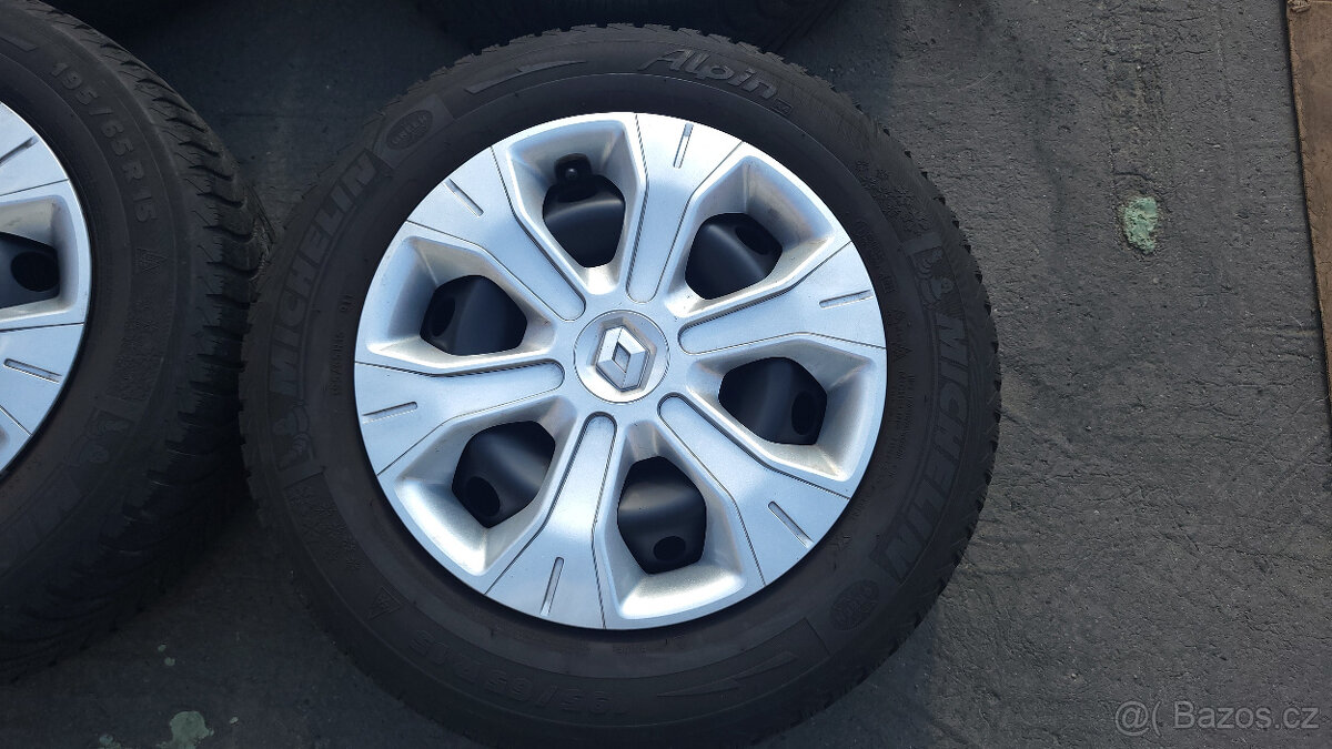 Zimní kola 15" 5x114,3 Renault Megane III. levně
