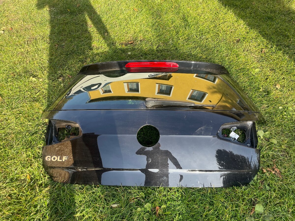 5 dveře